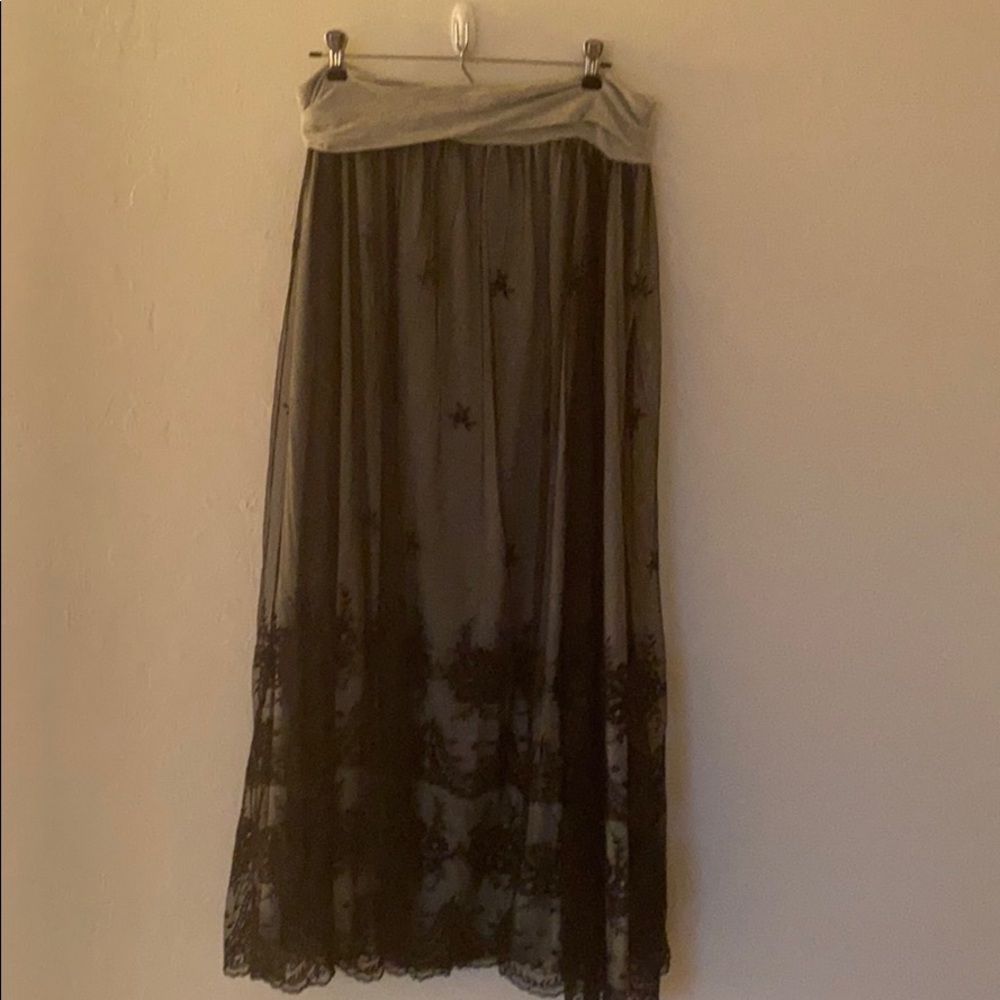 Maxi Skirt with lace overlay